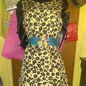 🐺3 for $33🐺 Banana Republic Leopard Sheath Dress